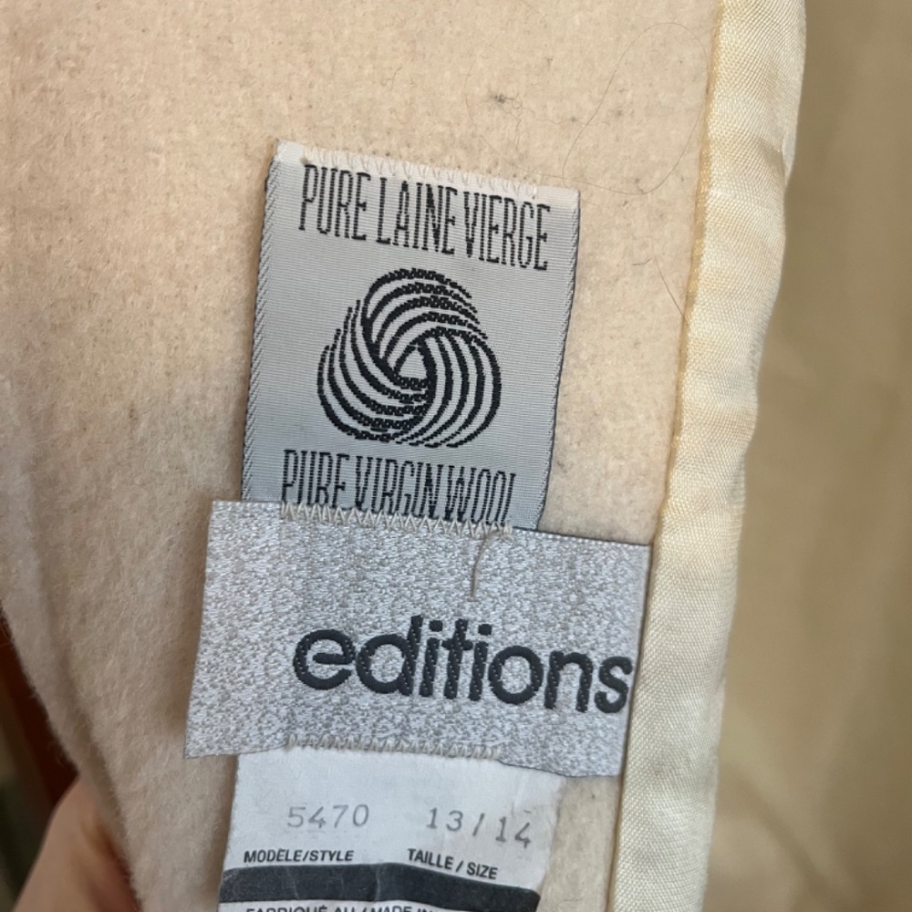 100% wool cream coat made in Canada - Picture 7 of 11